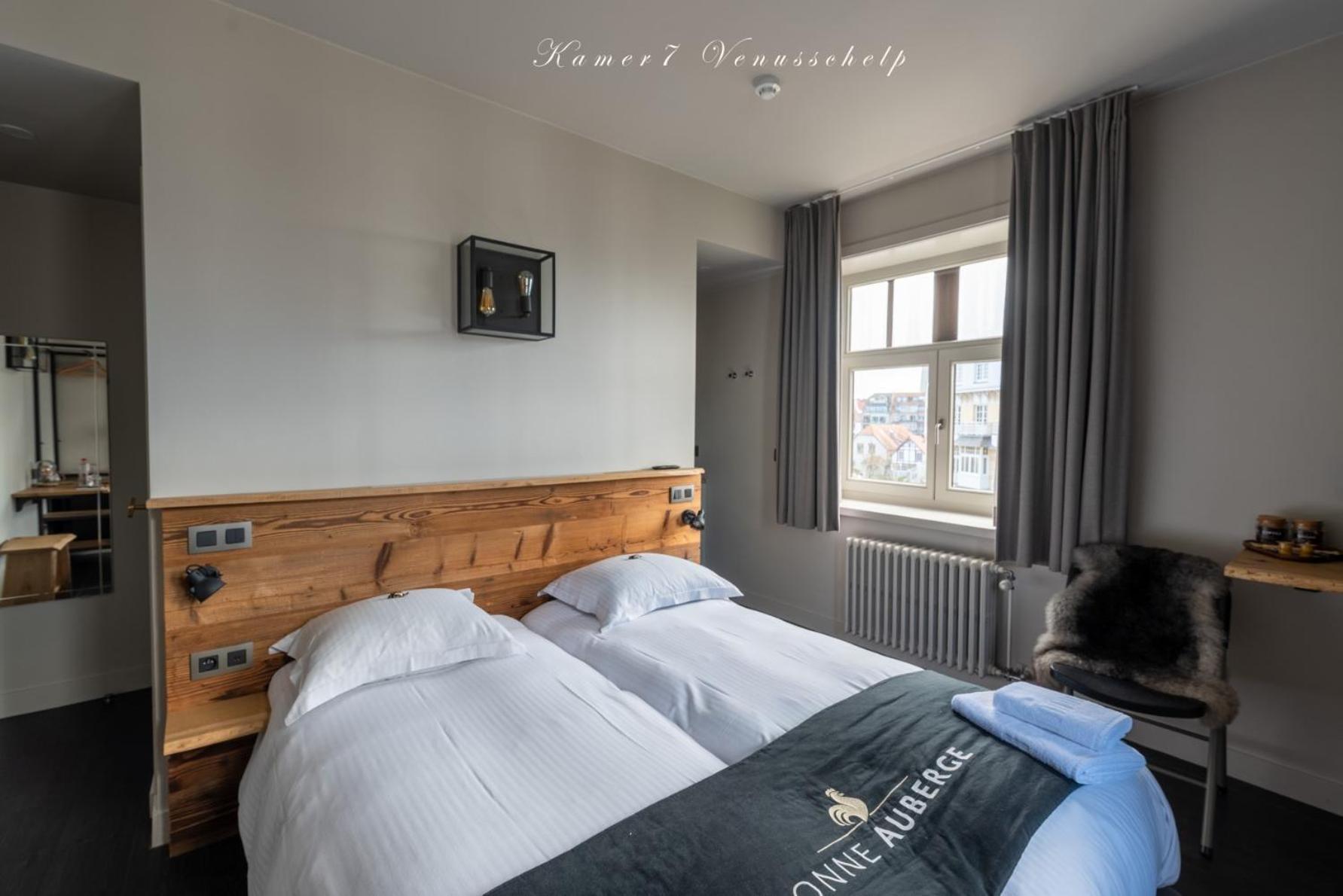 דה האן Hotel Bonne Auberge (Adults Only) מראה חיצוני תמונה