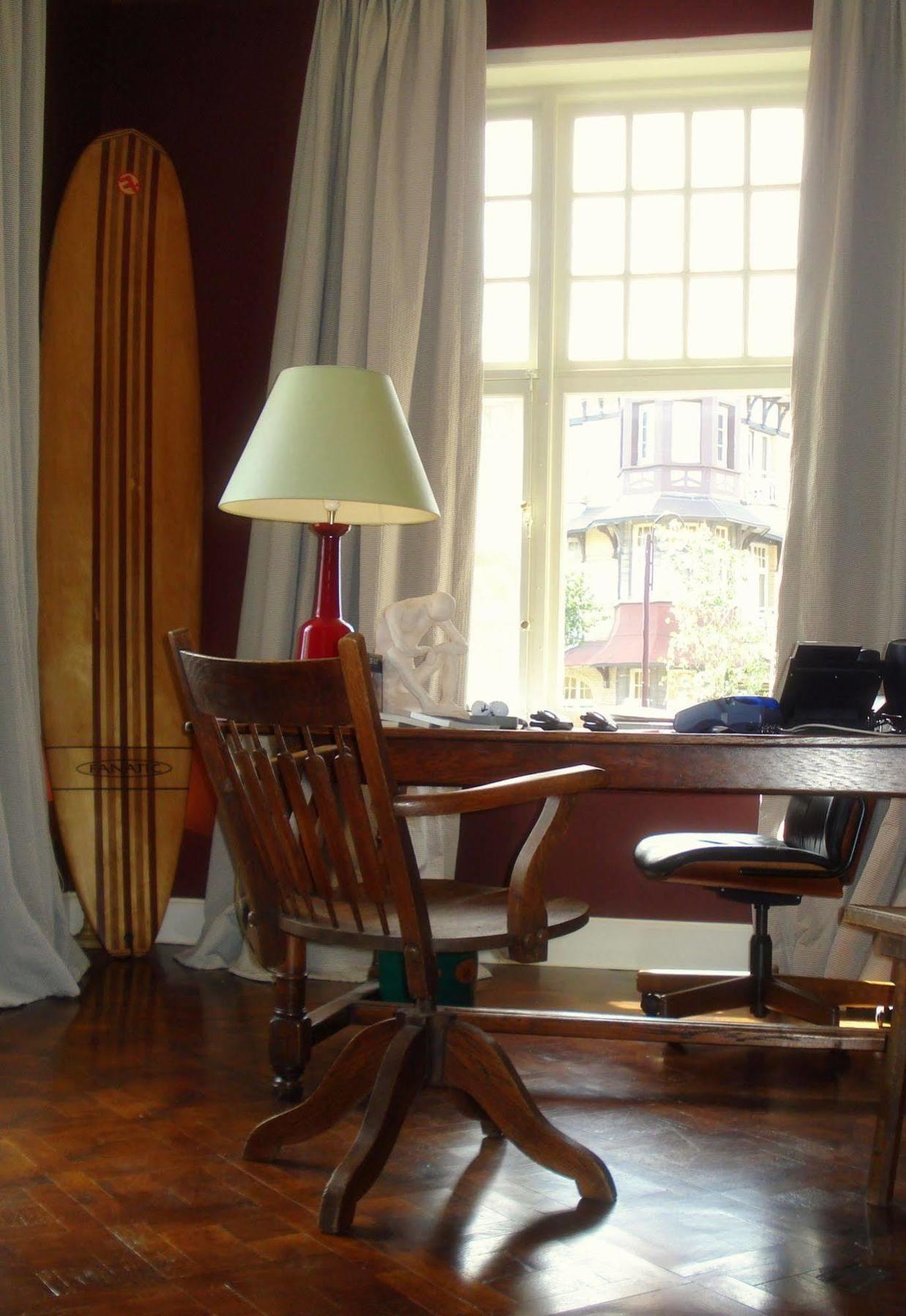 דה האן Hotel Bonne Auberge (Adults Only) מראה חיצוני תמונה