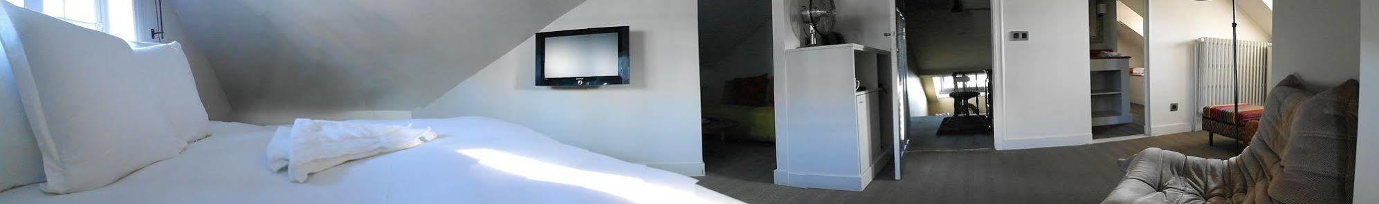 דה האן Hotel Bonne Auberge (Adults Only) מראה חיצוני תמונה